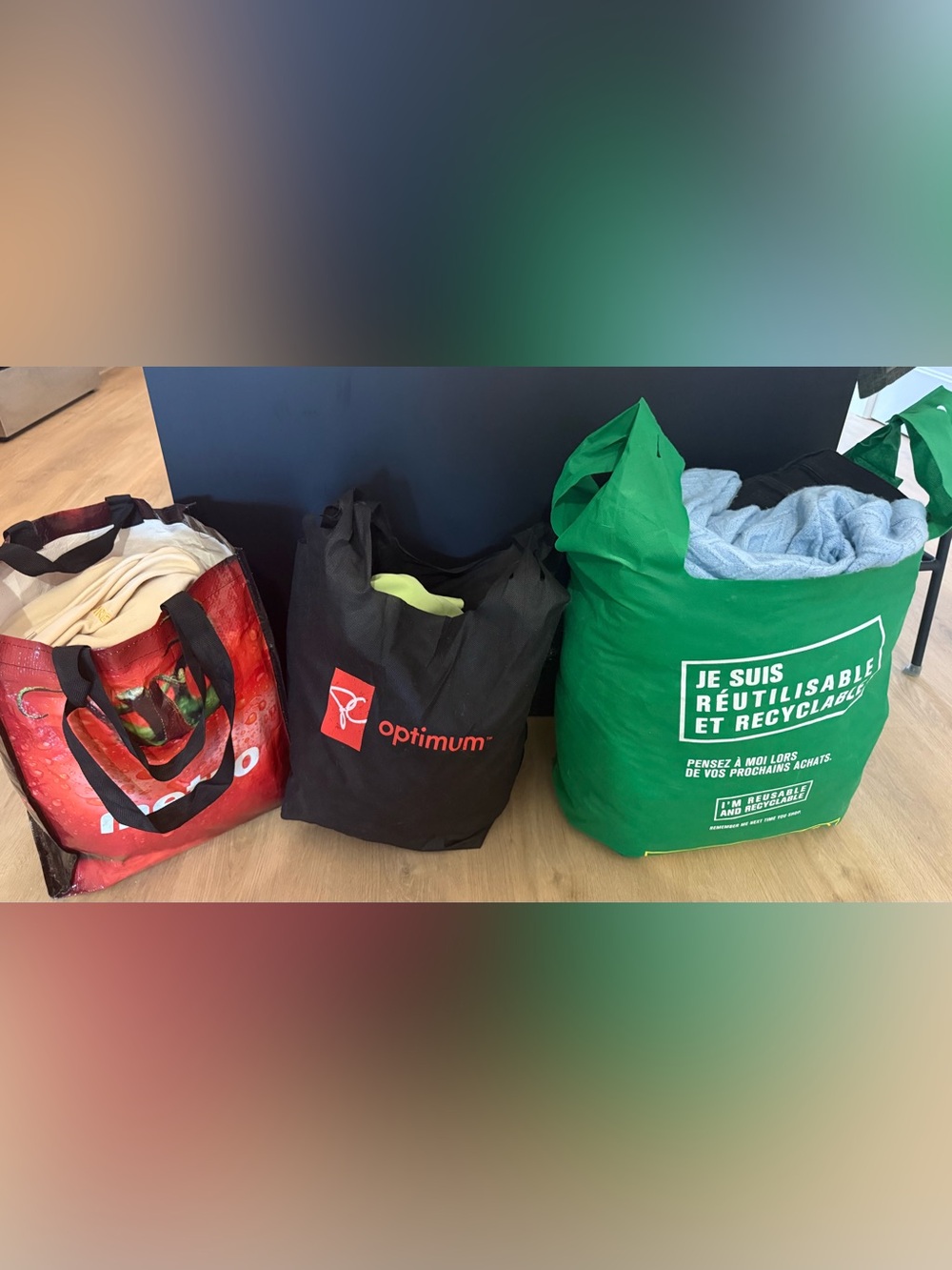 WOMEN’S XS/S SURPRISE CLOTHING BAGS